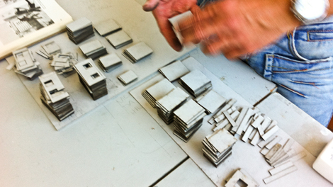 P2-5-Scrabble Plattenbau zu Bauplatten